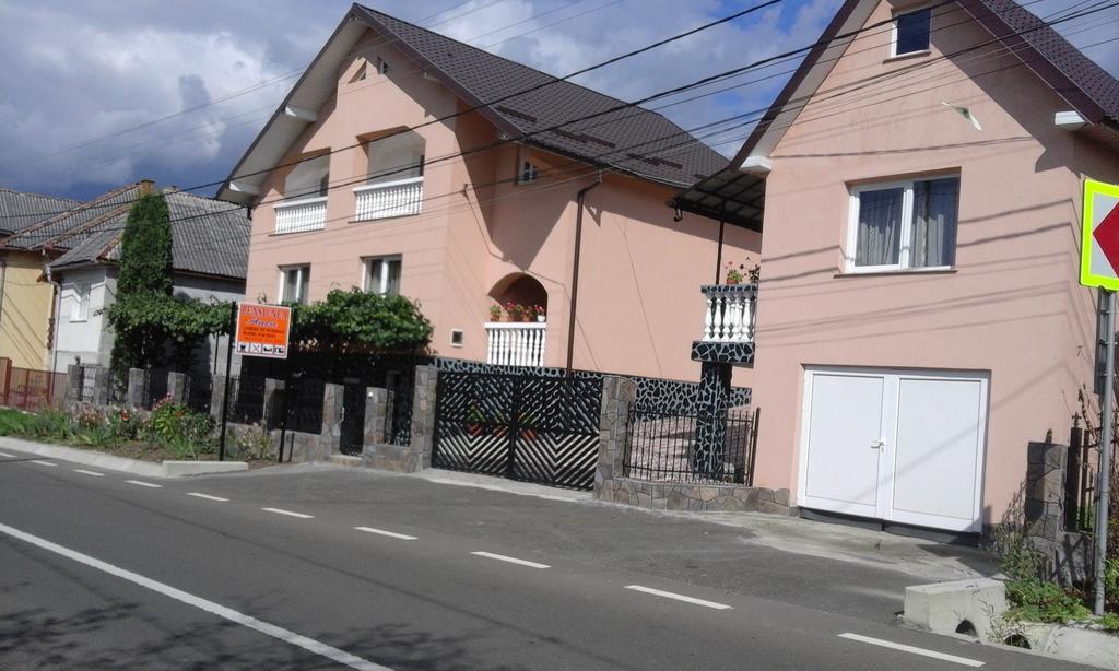 Pensiunea Anca Rona de Jos Esterno foto